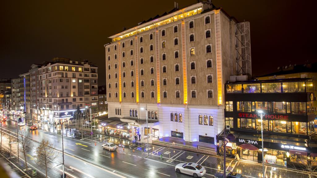 Sivas Bueyuek Hotel Eksteriør billede